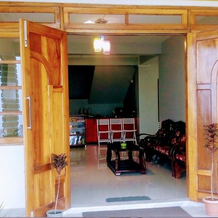 Breiancy Holiday Inn Cherrapunji Esterno foto